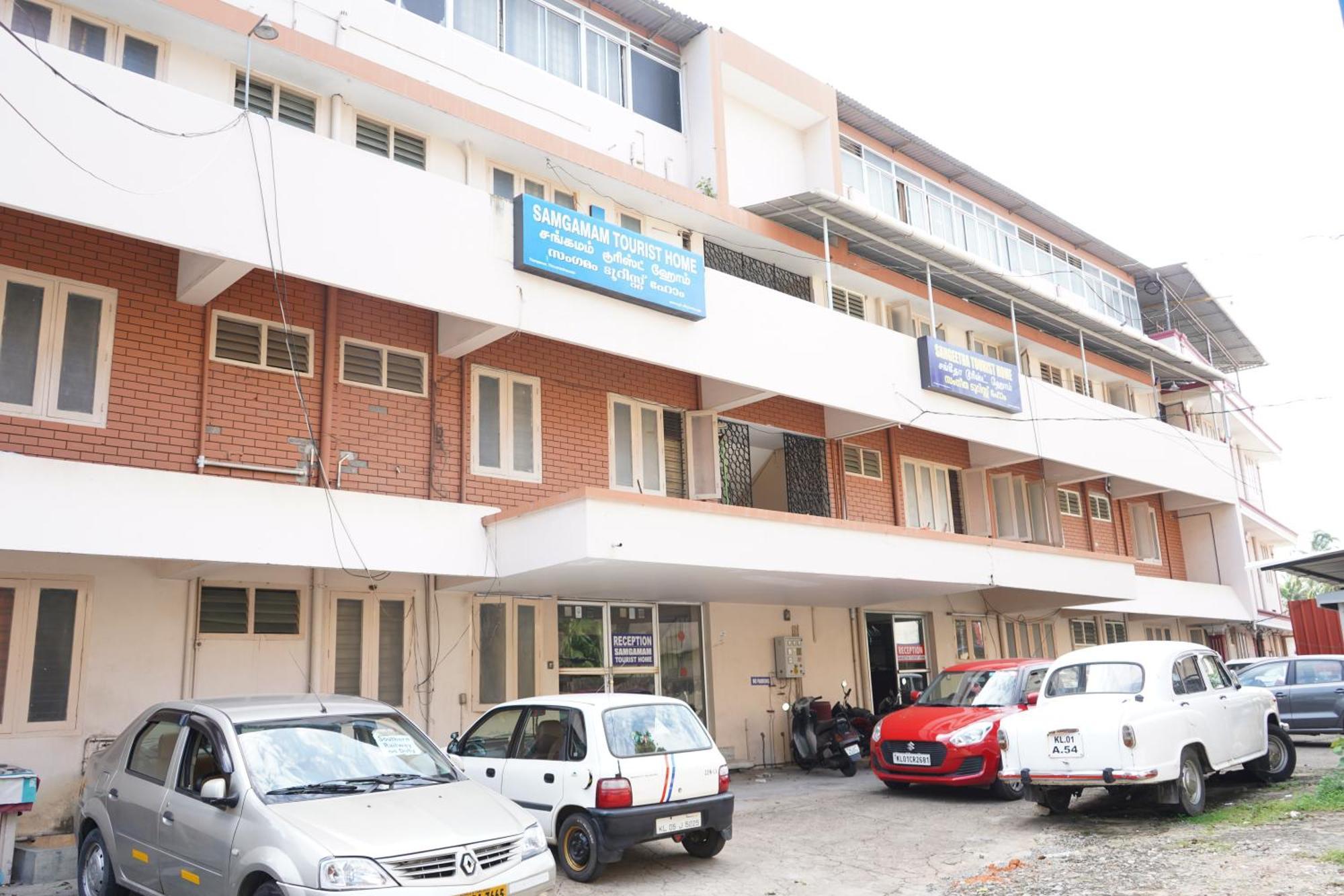 Sangeetha Tourist Home 트리반드룸 외부 사진